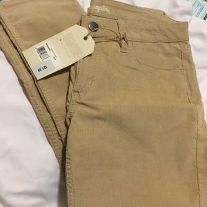 Wrangler Desert Khaki 10 P corduroys, new w/tags